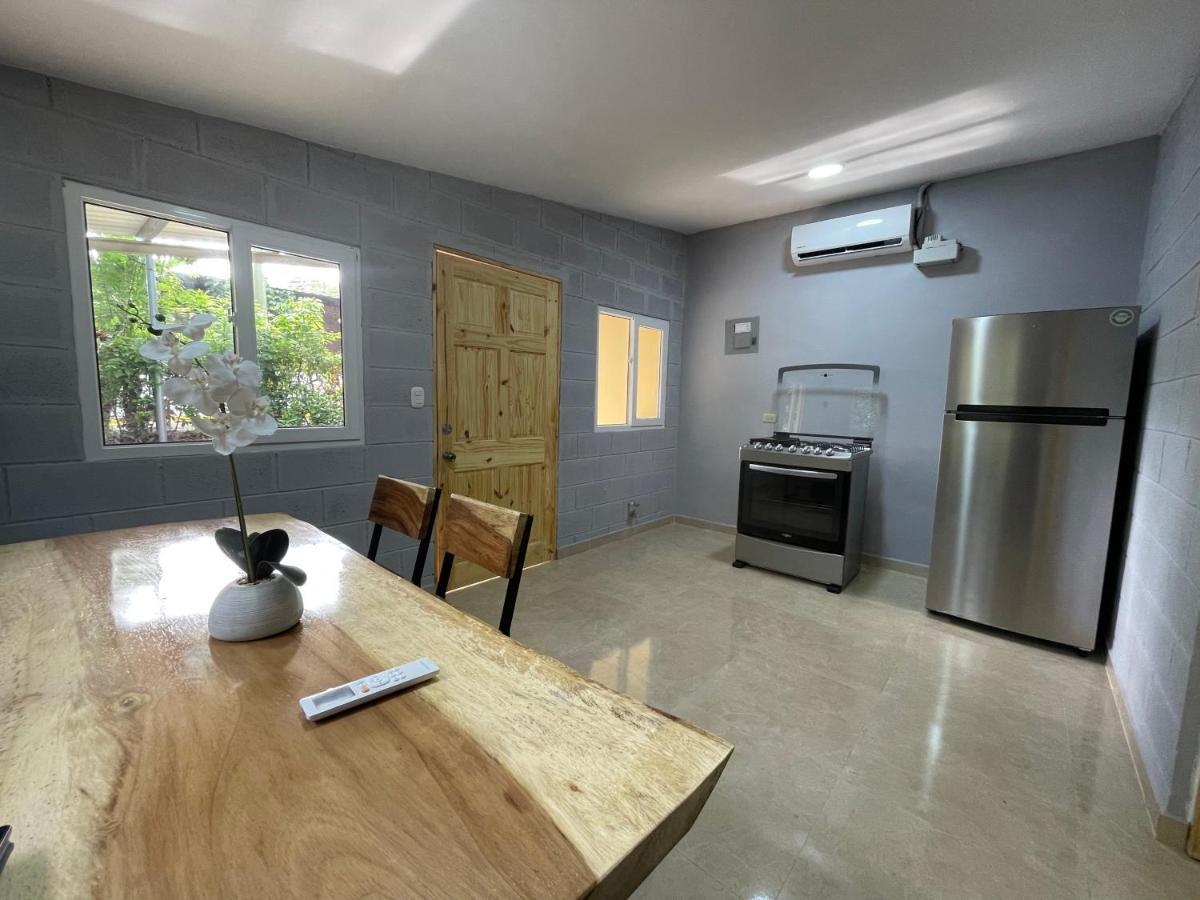 Hostal Camila'S Tamanique Екстериор снимка
