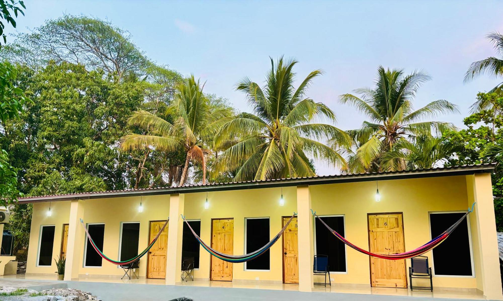 Hostal Camila'S Tamanique Екстериор снимка