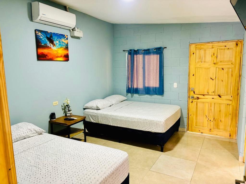 Hostal Camila'S Tamanique Екстериор снимка