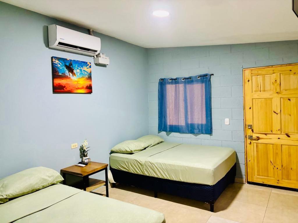 Hostal Camila'S Tamanique Екстериор снимка